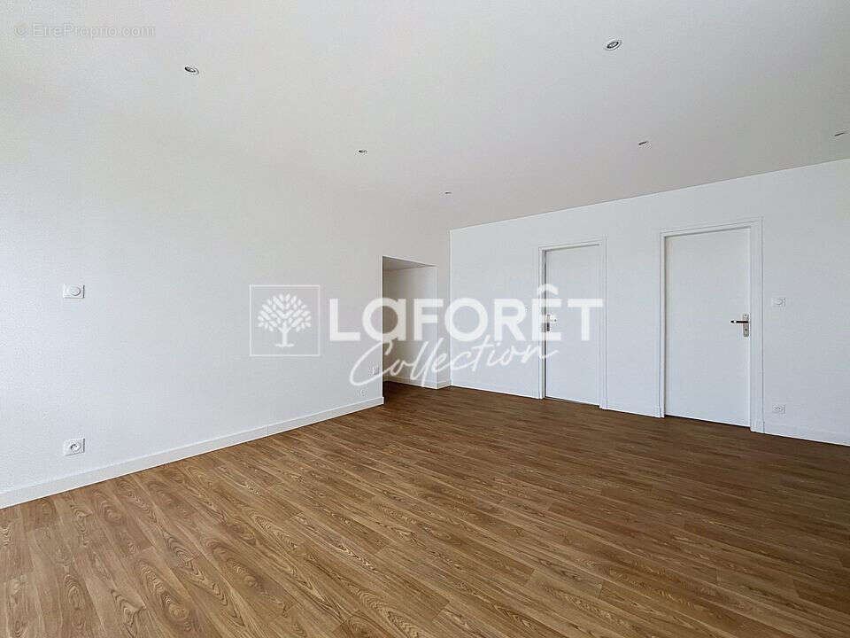 Appartement Camiers 3 pièce(s) 58 m2 - photo 2