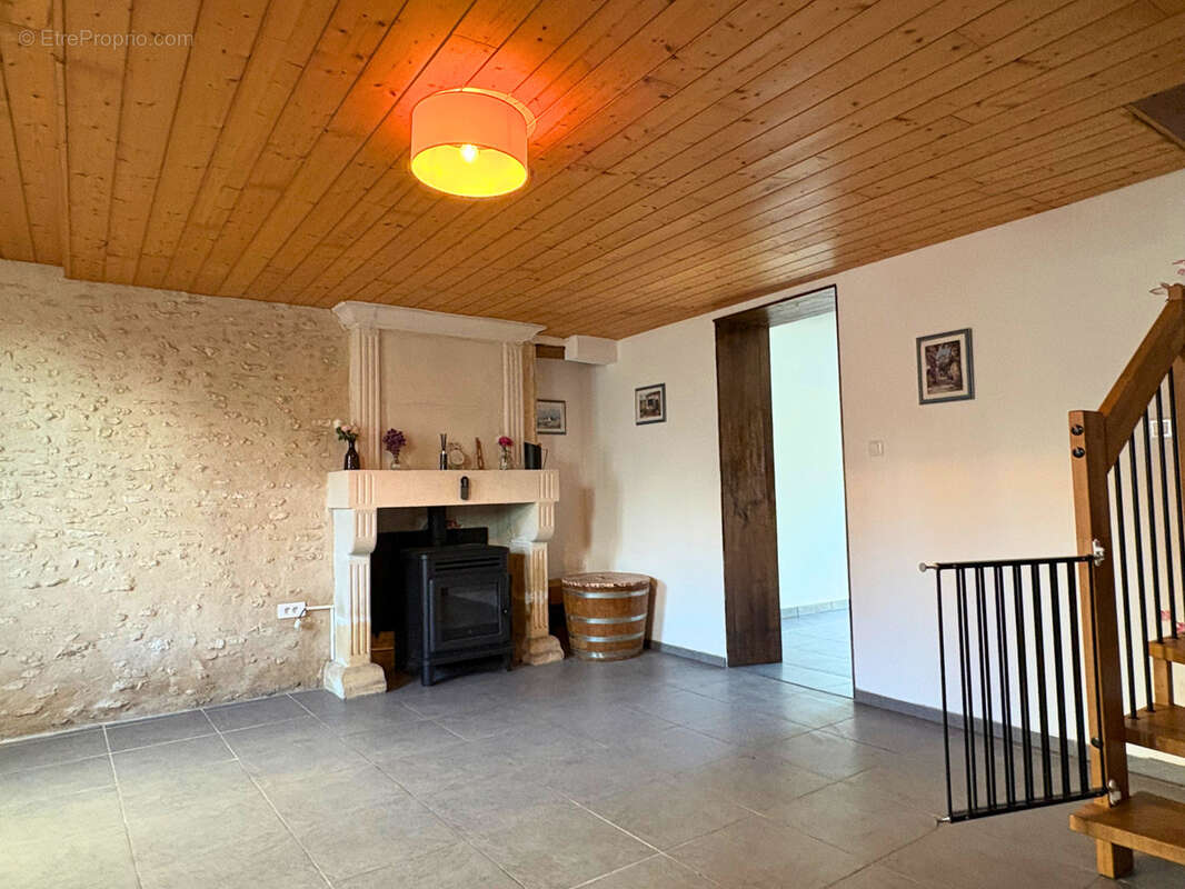 Maison à COGNAC