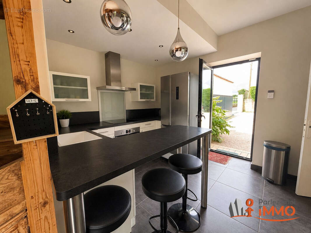 Maison 130 m² à Montbrison  - photo 5