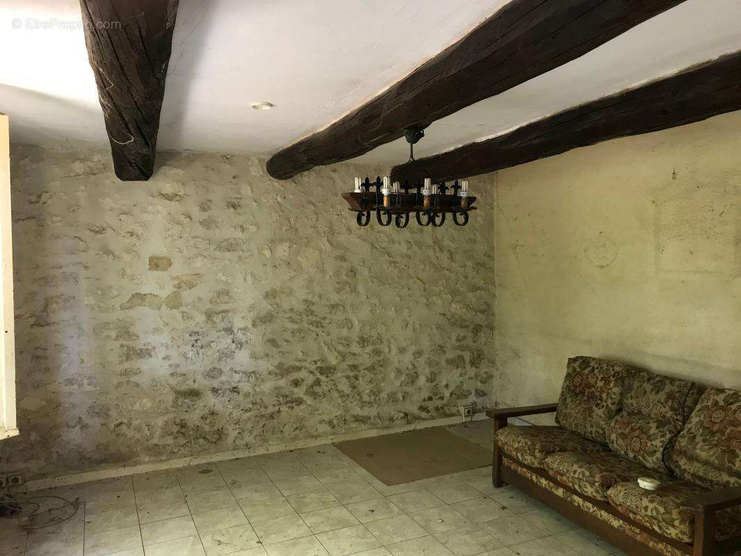 Maison à CHATEAURENARD