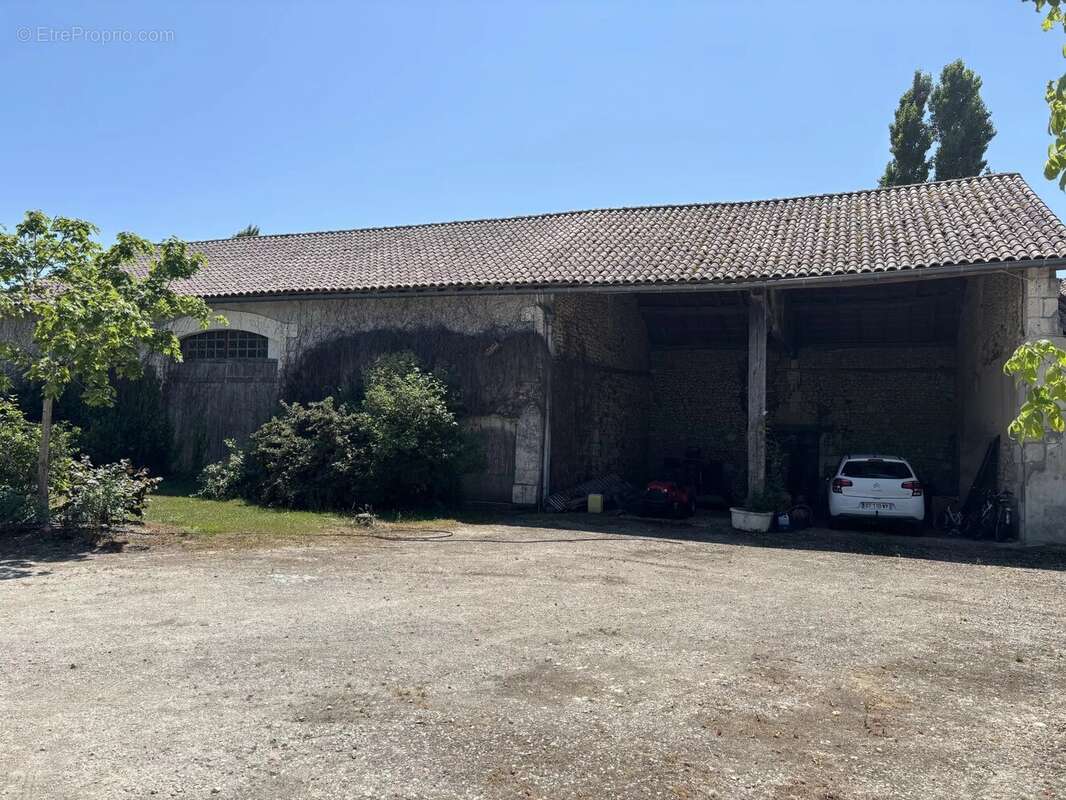 Maison à SAINT-ANDRE-DE-DOUBLE