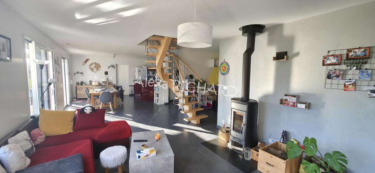 Maison a vendre  propriété d'exception  dpe classe a - photo 4