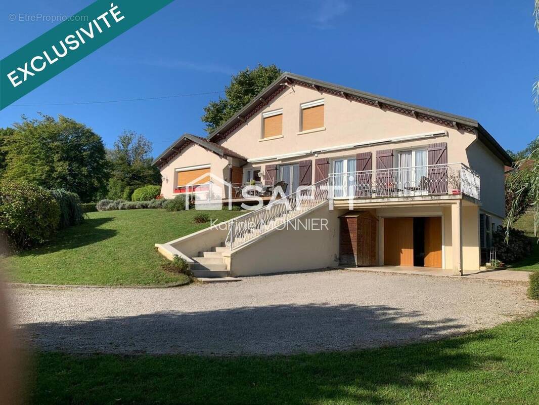 Photo 1 - Maison à LONS-LE-SAUNIER