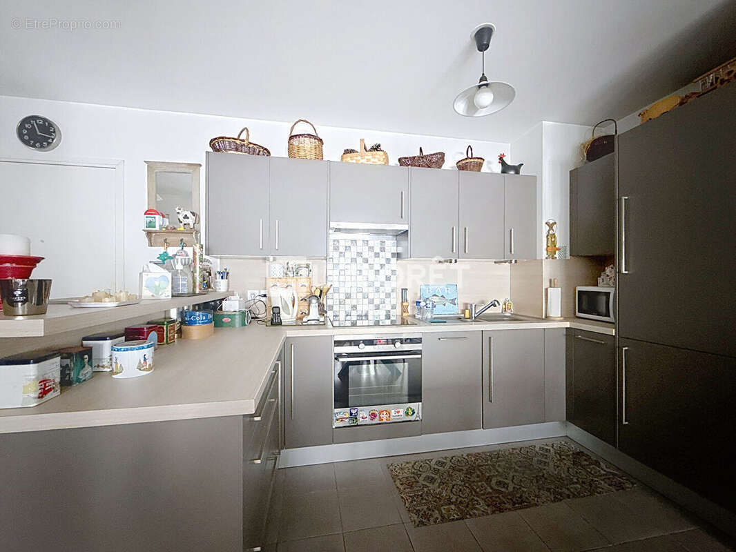Appartement à LE PLESSIS-ROBINSON