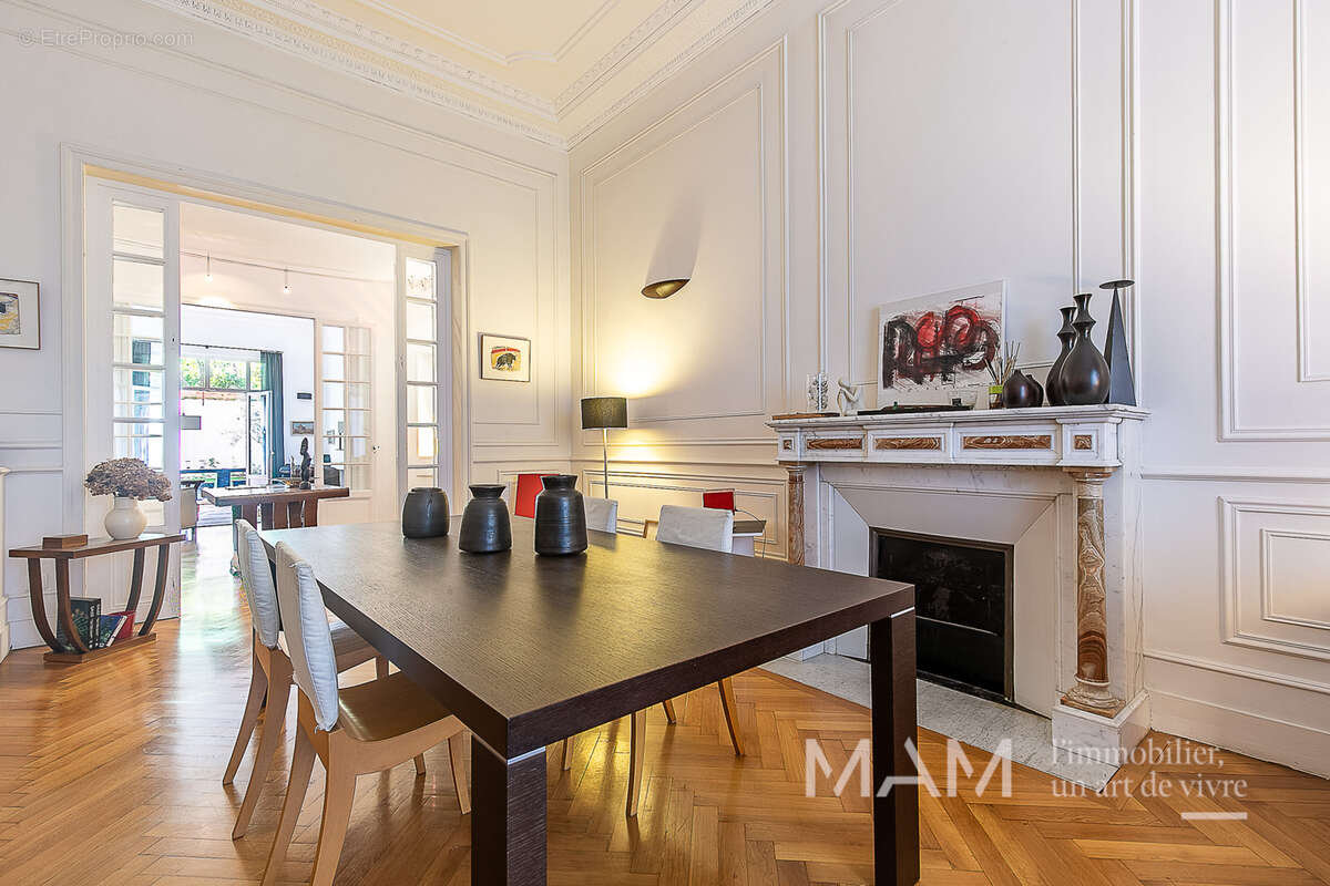Appartement à MARSEILLE-8E