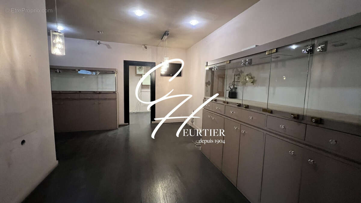 Commerce à GRENOBLE