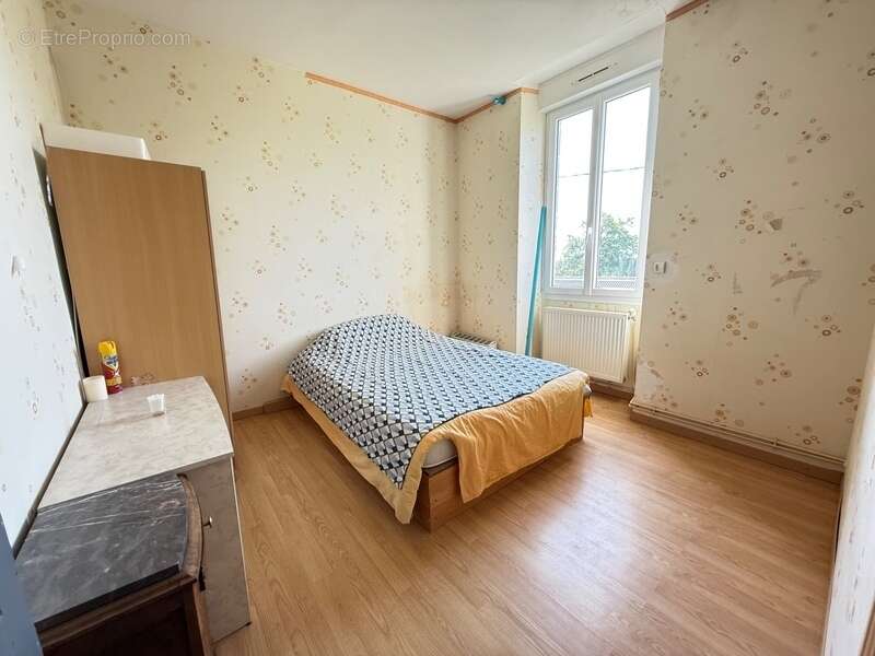 Maison de maître 180 m² – 5 chambres – Terrain 9 082 m² – EXCLUSIVITÉ – Montsûrs - photo 7