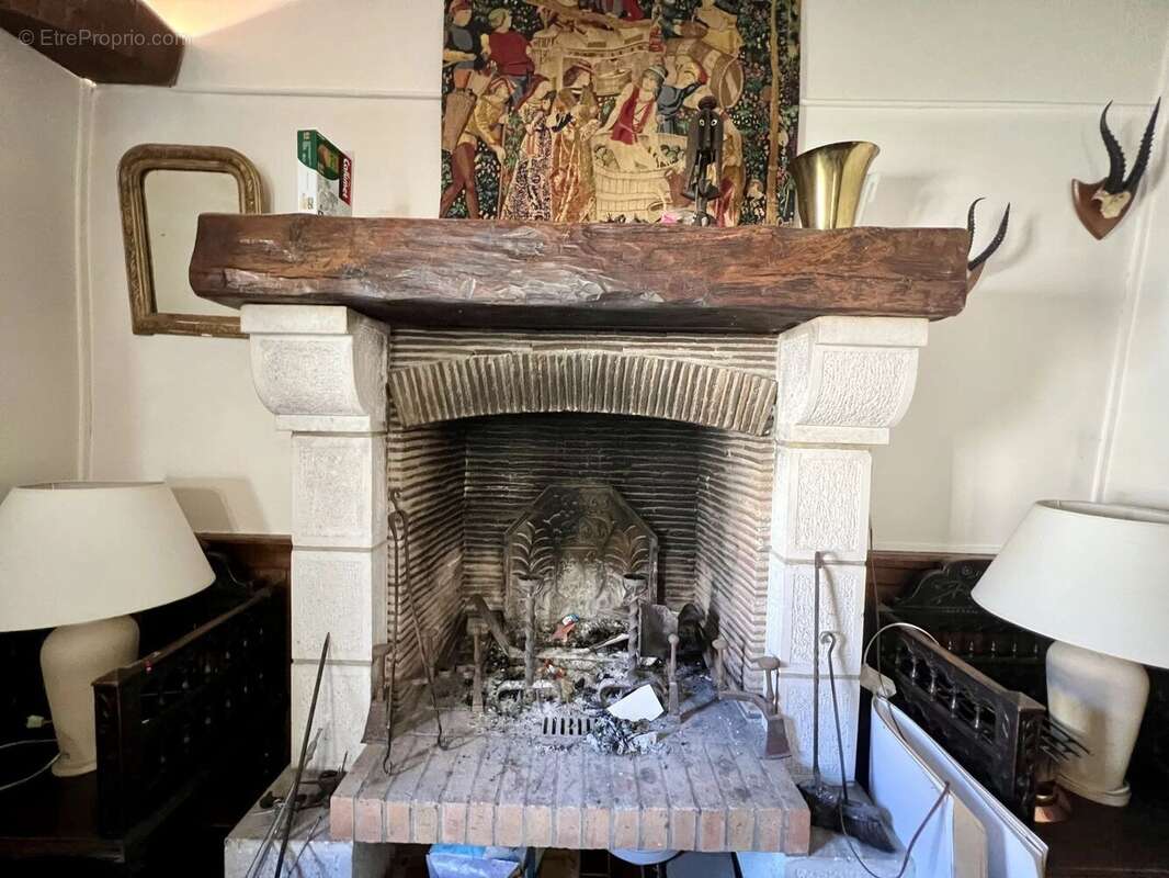 Maison à HOUDAN