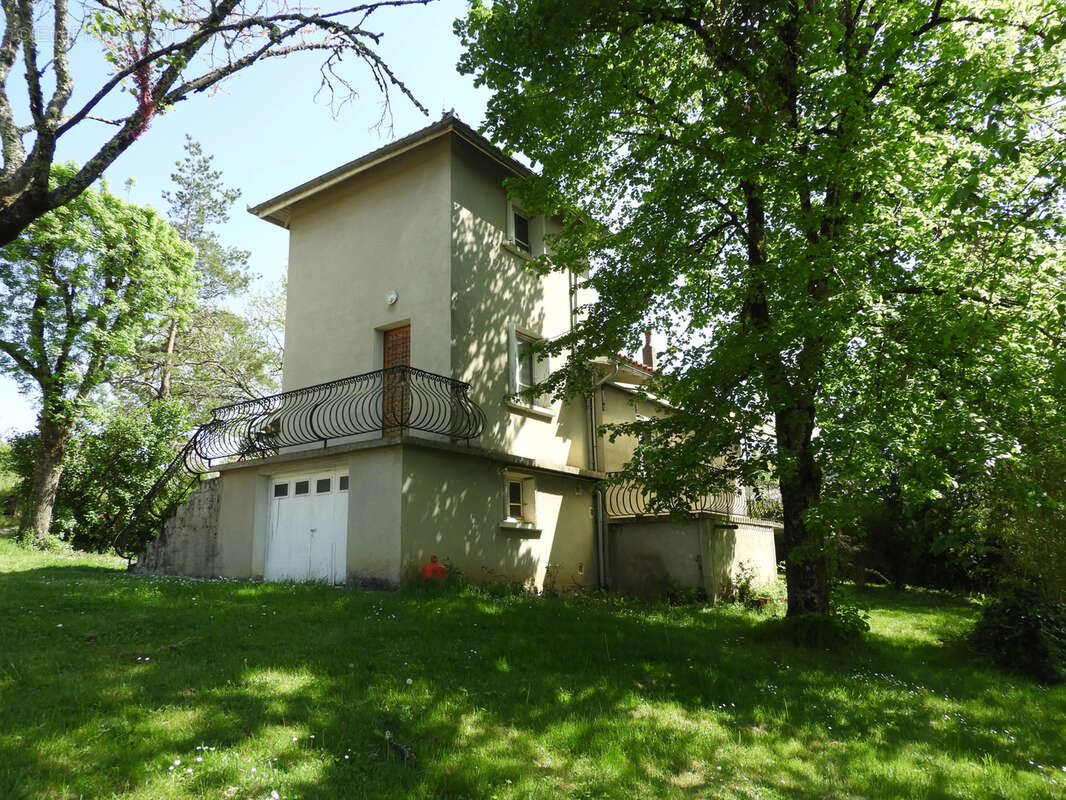 Maison à VILLEFRANCHE-DE-ROUERGUE