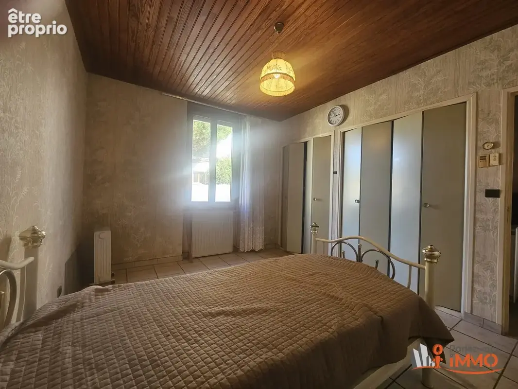 Maison 2 pièces 48 m² à vendre à Le Chambon-Feugerolles (42500) - photo 5