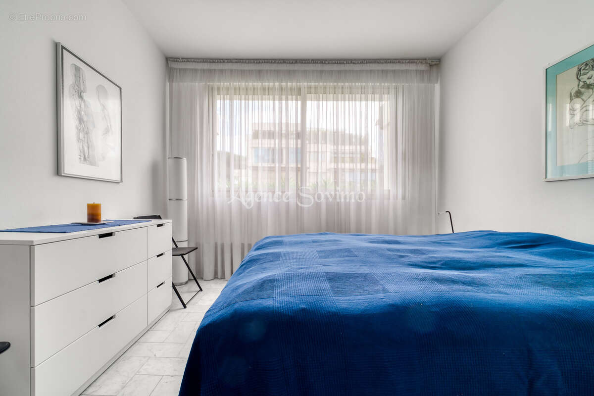 Appartement à MANDELIEU-LA-NAPOULE