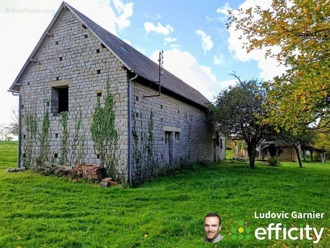 Maison à LE MESNILLARD
