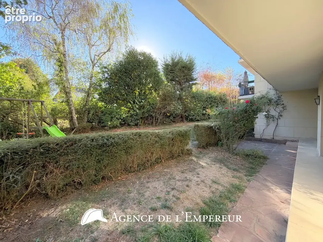 Rez-de-jardin 120 m2 Rueil Richelieu/Châtaigneraie - photo 2