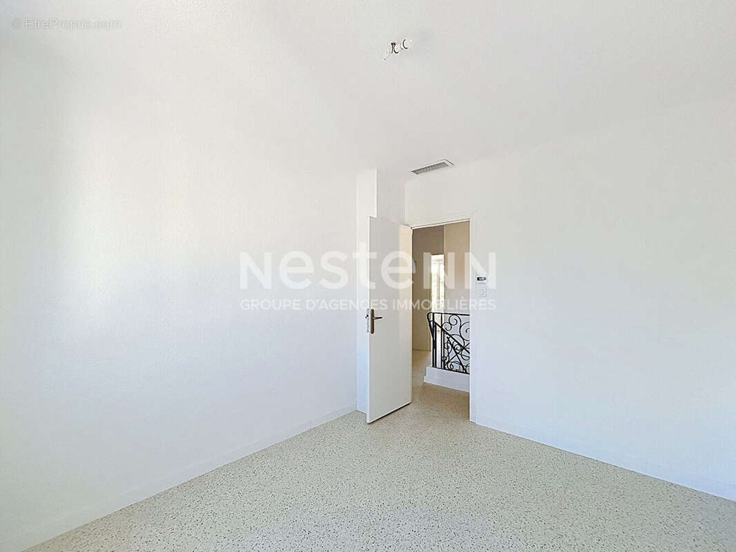 Maison 5 pièces de 107 m² avec garage et terrasses à Sigean - photo 8