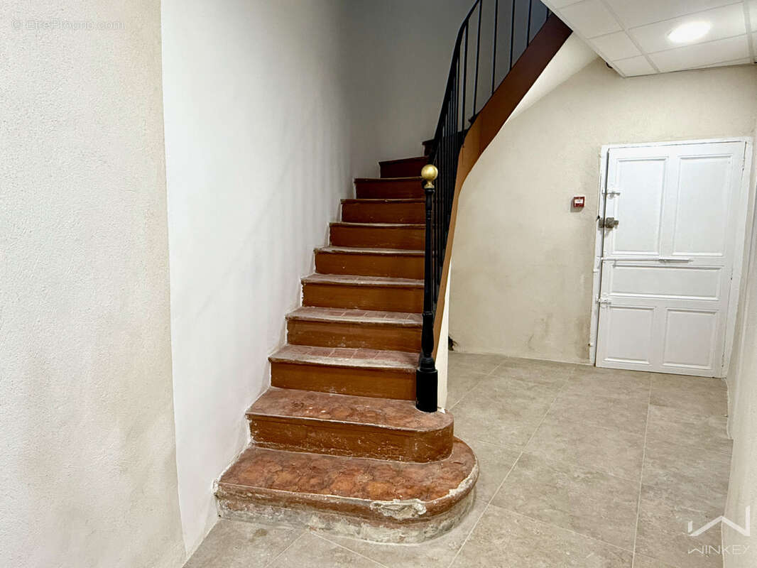 Appartement à SUZE-LA-ROUSSE