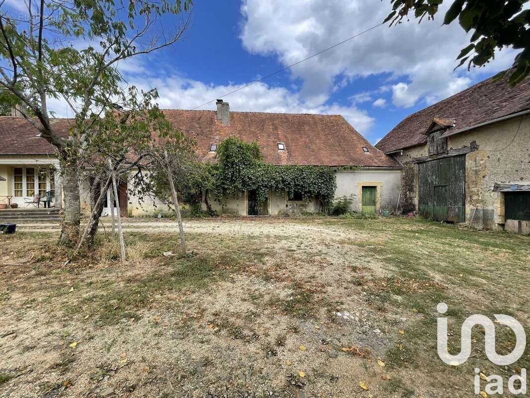 Photo 1 - Maison à DUSSAC