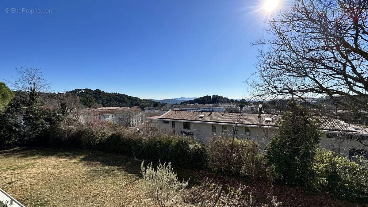 Appartement à AIX-EN-PROVENCE