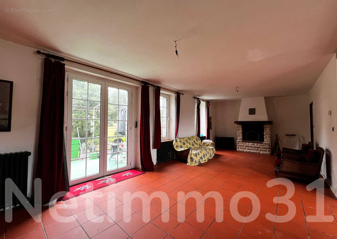 Maison à PUYLAURENS