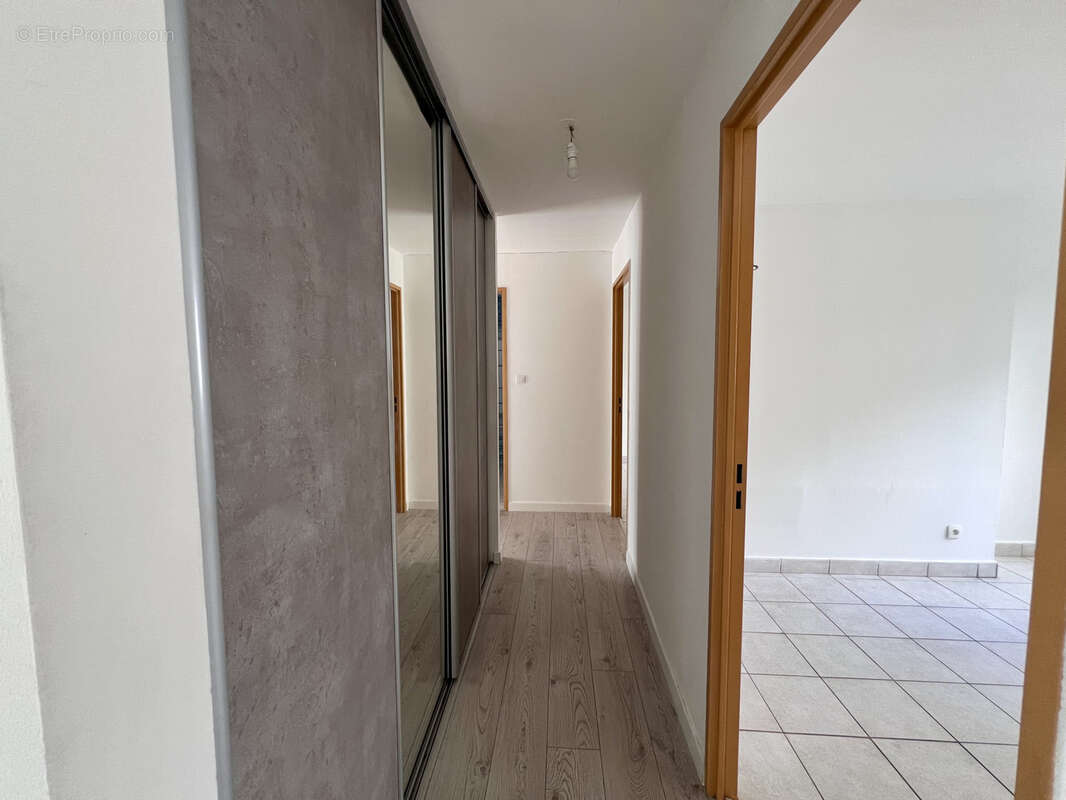Appartement à SAINT-DENIS