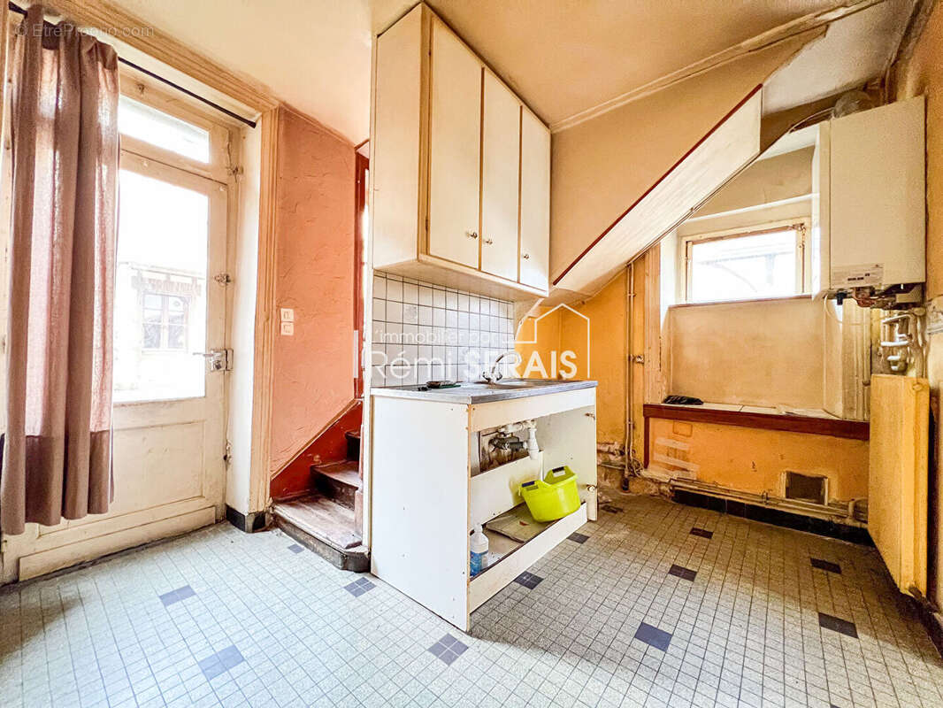 Maison à CONDE-SUR-NOIREAU