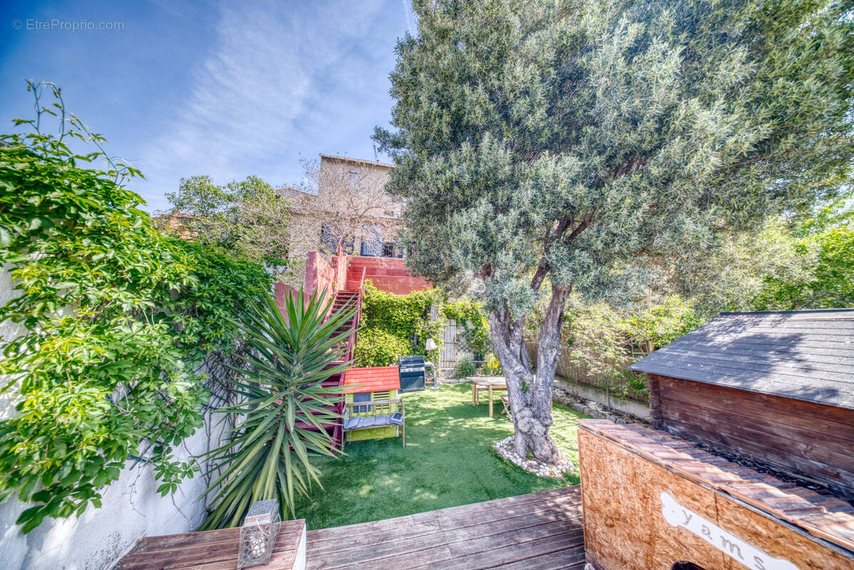 Appartement à MARSEILLE-14E