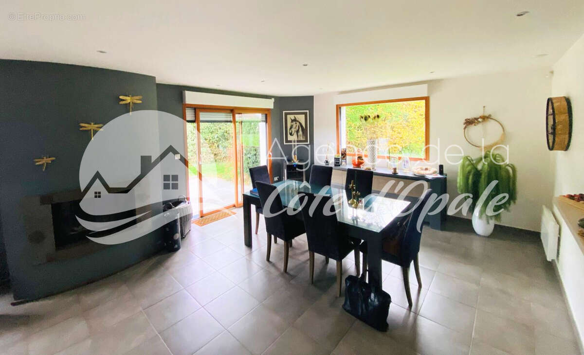 Maison à LA CAPELLE-LES-BOULOGNE