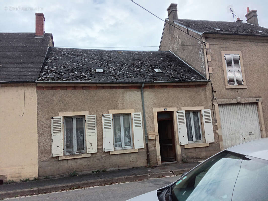 Maison à NERONDES