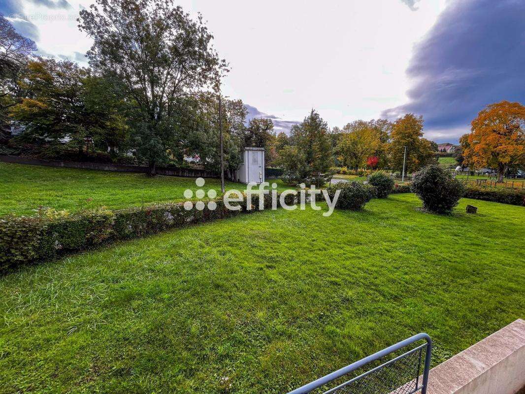Maison 65 m² à Bourbon-Lancy  - photo 18