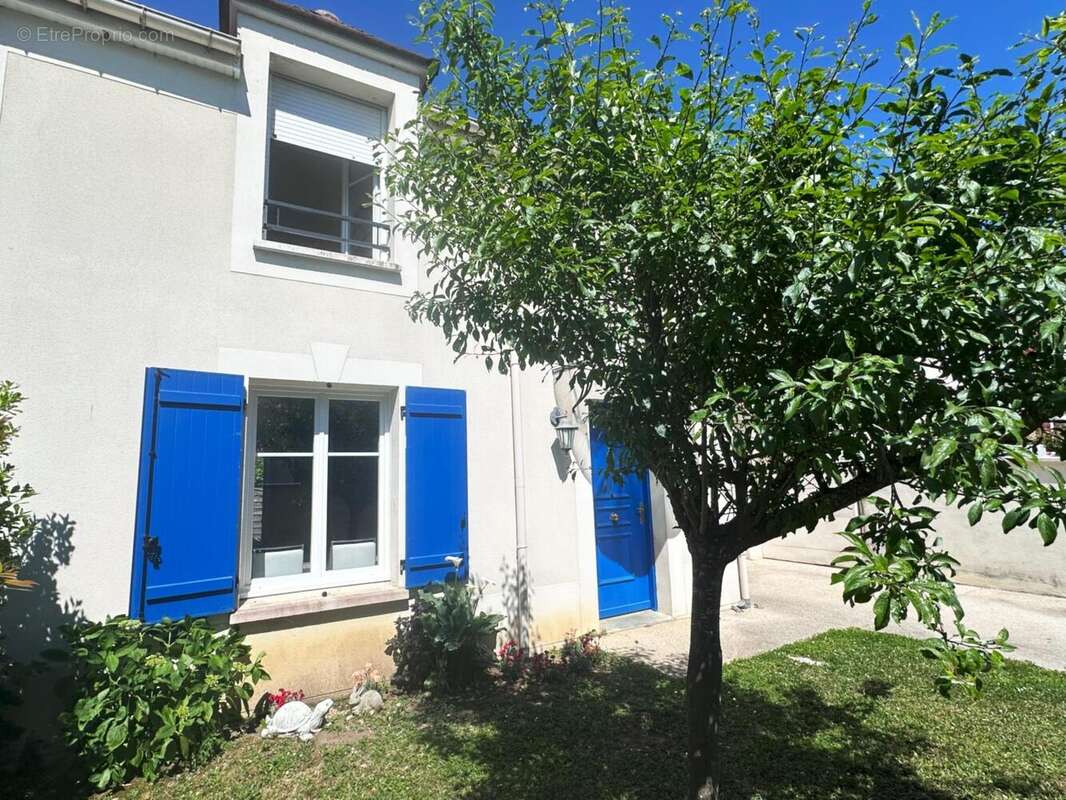 Photo 2 - Maison à CHEVANNES