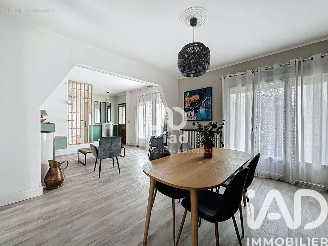 Photo 5 - Maison à DAMMARIE-LES-LYS