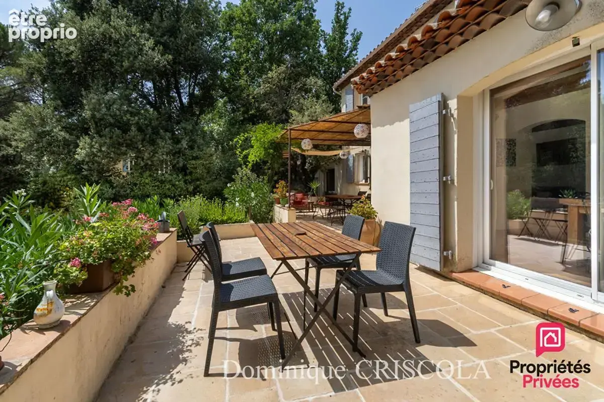 CAMPS LA SOURCE - Maison de charme avec piscine et dépendances en plein coeur de la Provence Verte - photo 13
