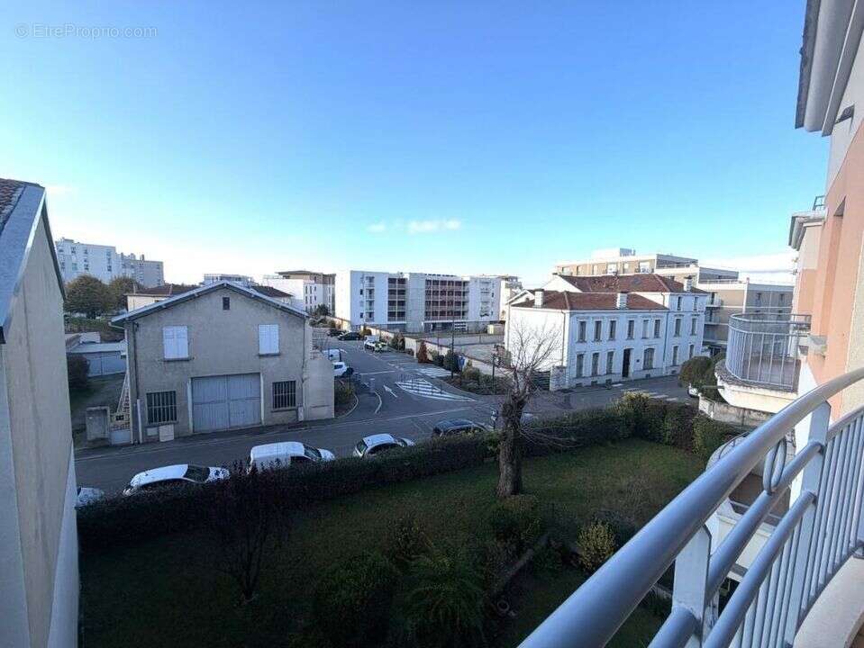 Appartement à ROMANS-SUR-ISERE