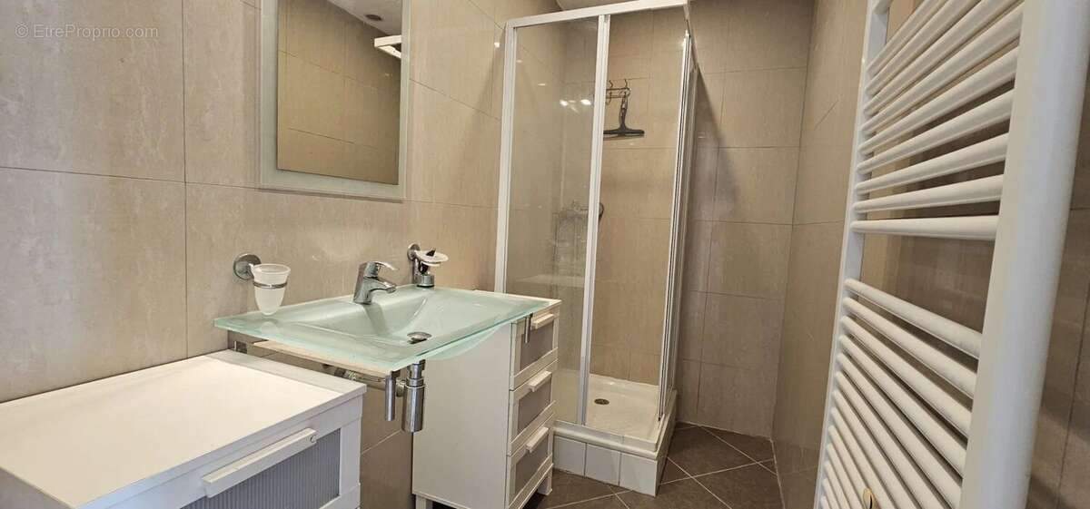 Appartement à LE LUC