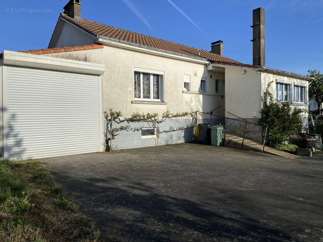Maison à SAINT-GERMAIN-SUR-MOINE