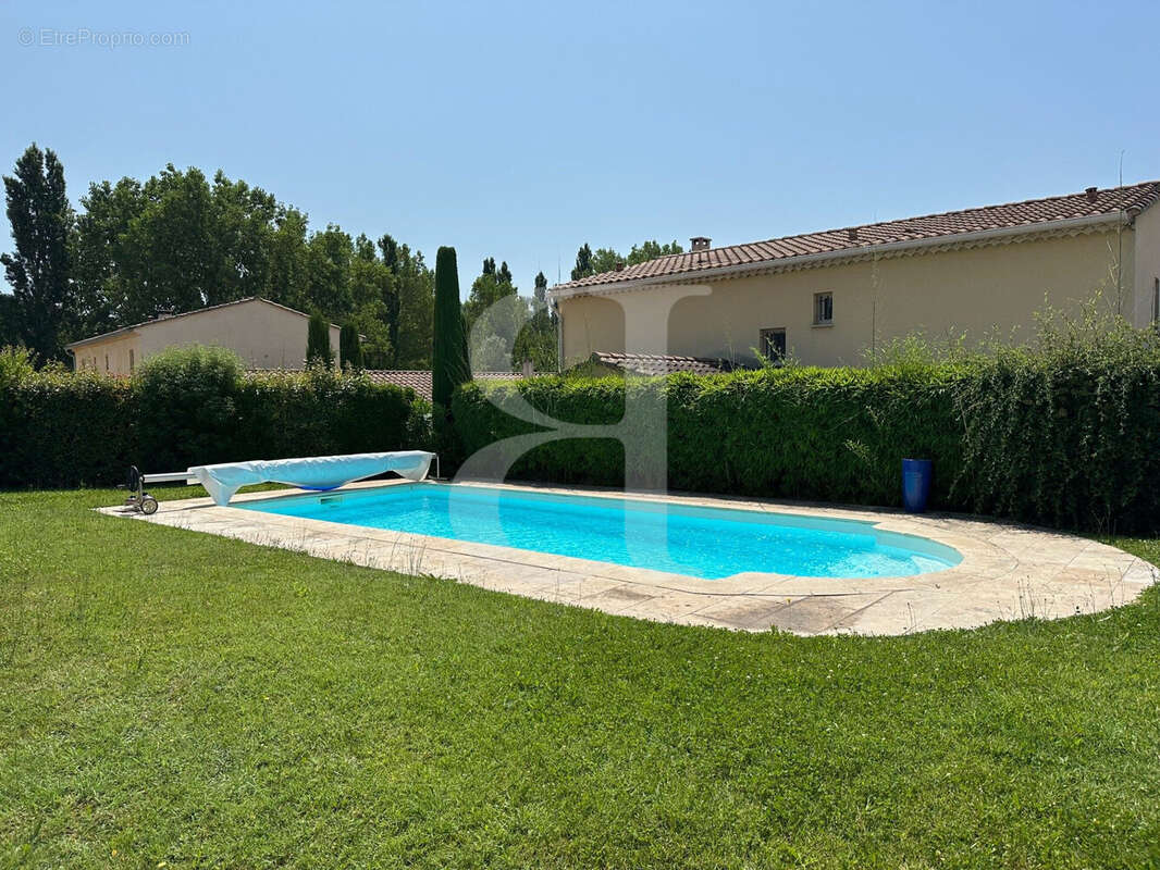 Maison à VAISON-LA-ROMAINE