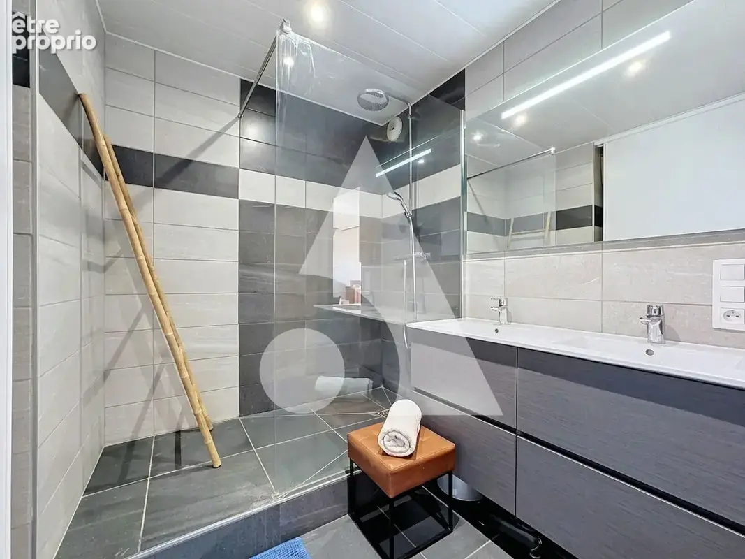 Gap sud - quartier très prisé - spacieux t4 de 124,39 m² carrez avec garage, cave et deux terrasses ! - photo 7