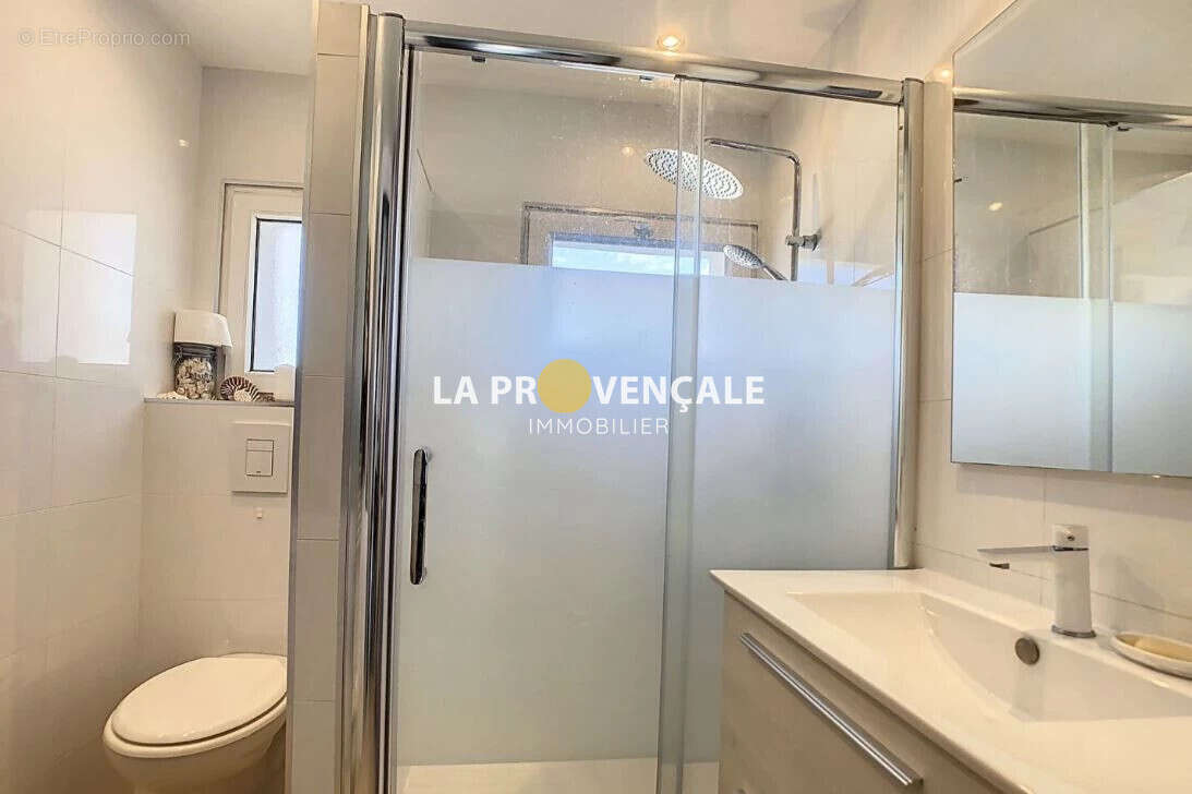 Appartement à GREASQUE