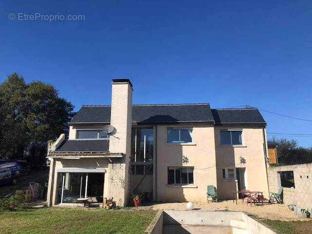 Maison à SAINT-ANDRE-DE-NAJAC