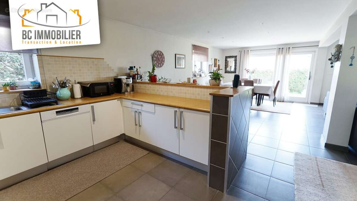 Appartement à PREVESSIN-MOENS