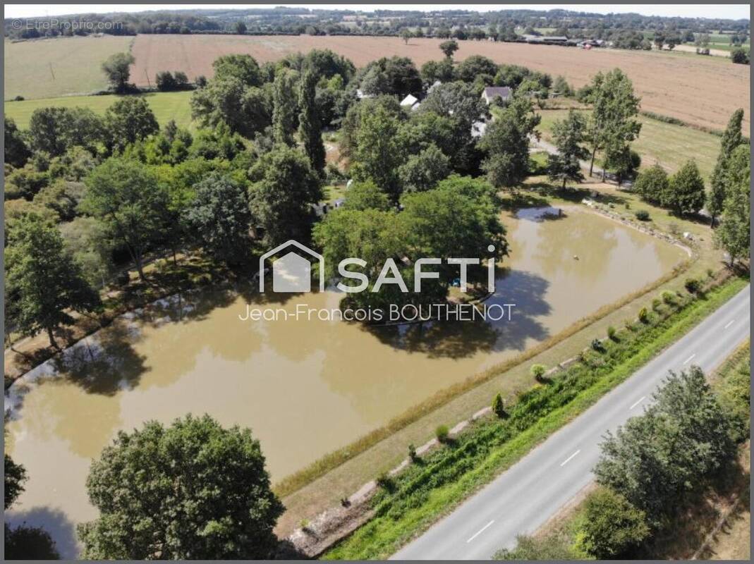 Photo 1 - Terrain à NORT-SUR-ERDRE