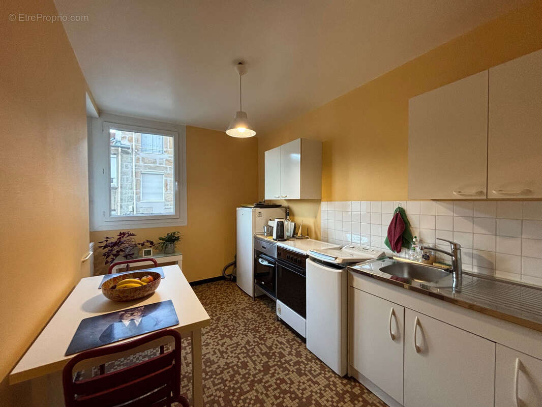 Appartement à SAINT-ETIENNE