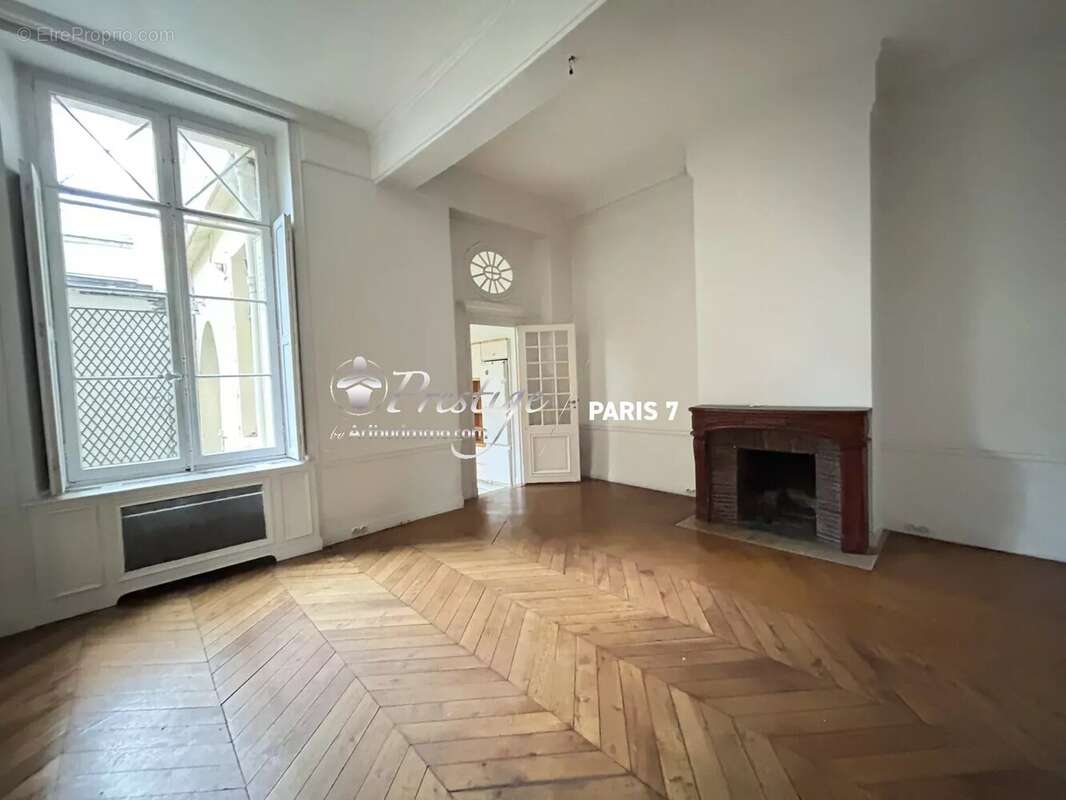 Appartement à PARIS-4E