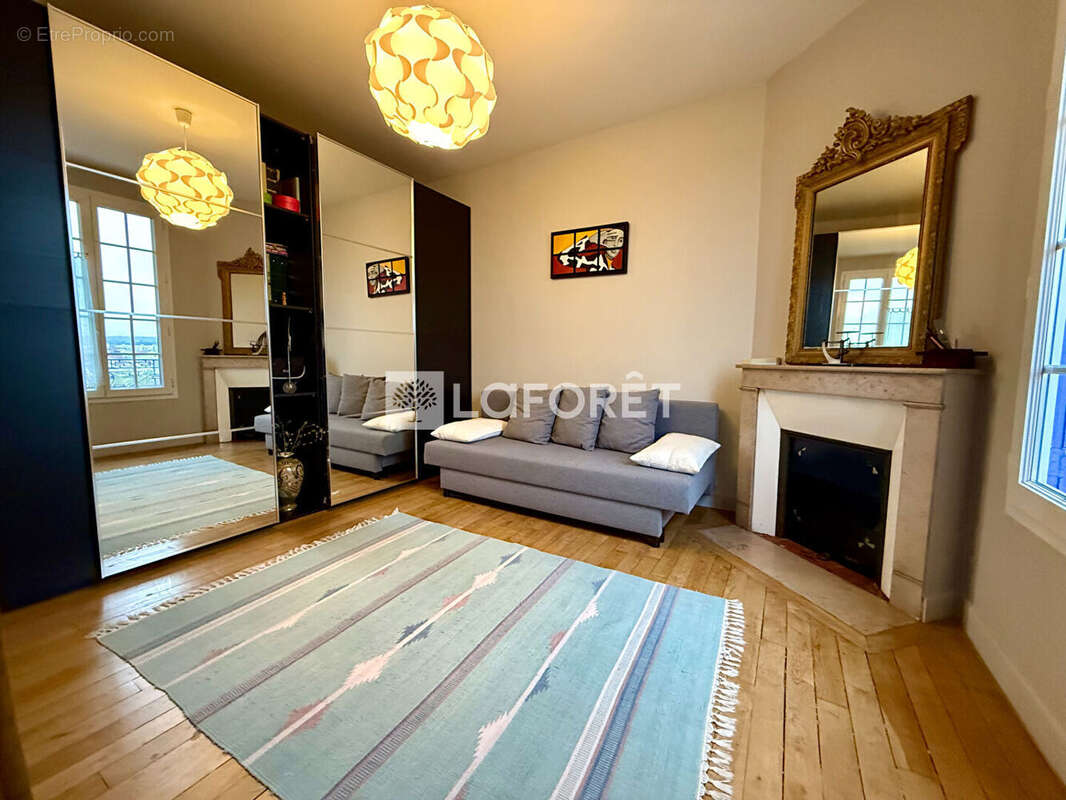 Maison à SAVIGNY-SUR-ORGE