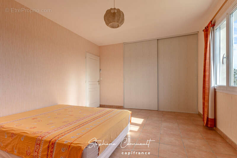 Maison à SAINT-ASTIER