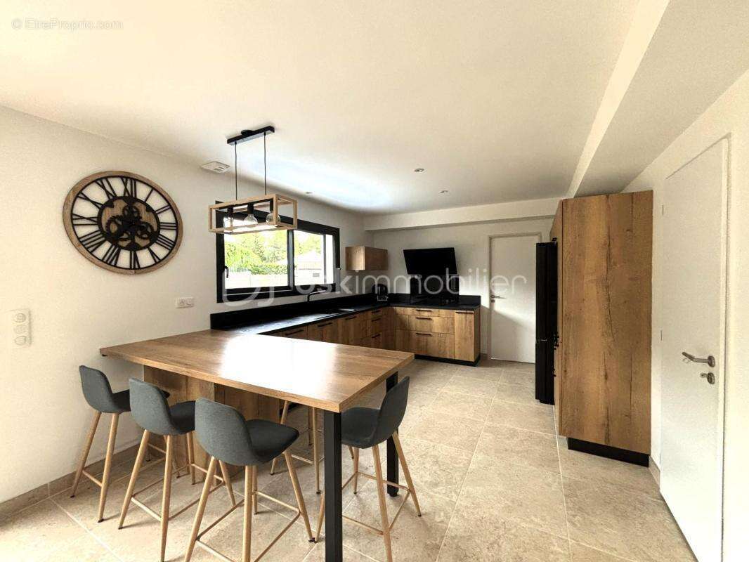 Villa neuve de plain-pied 155 m² - photo 3