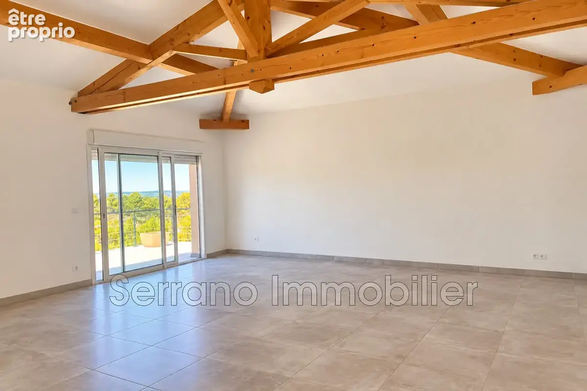 Maison 5 pièces 139 m² à vendre à Beaucaire (30300) - photo 4