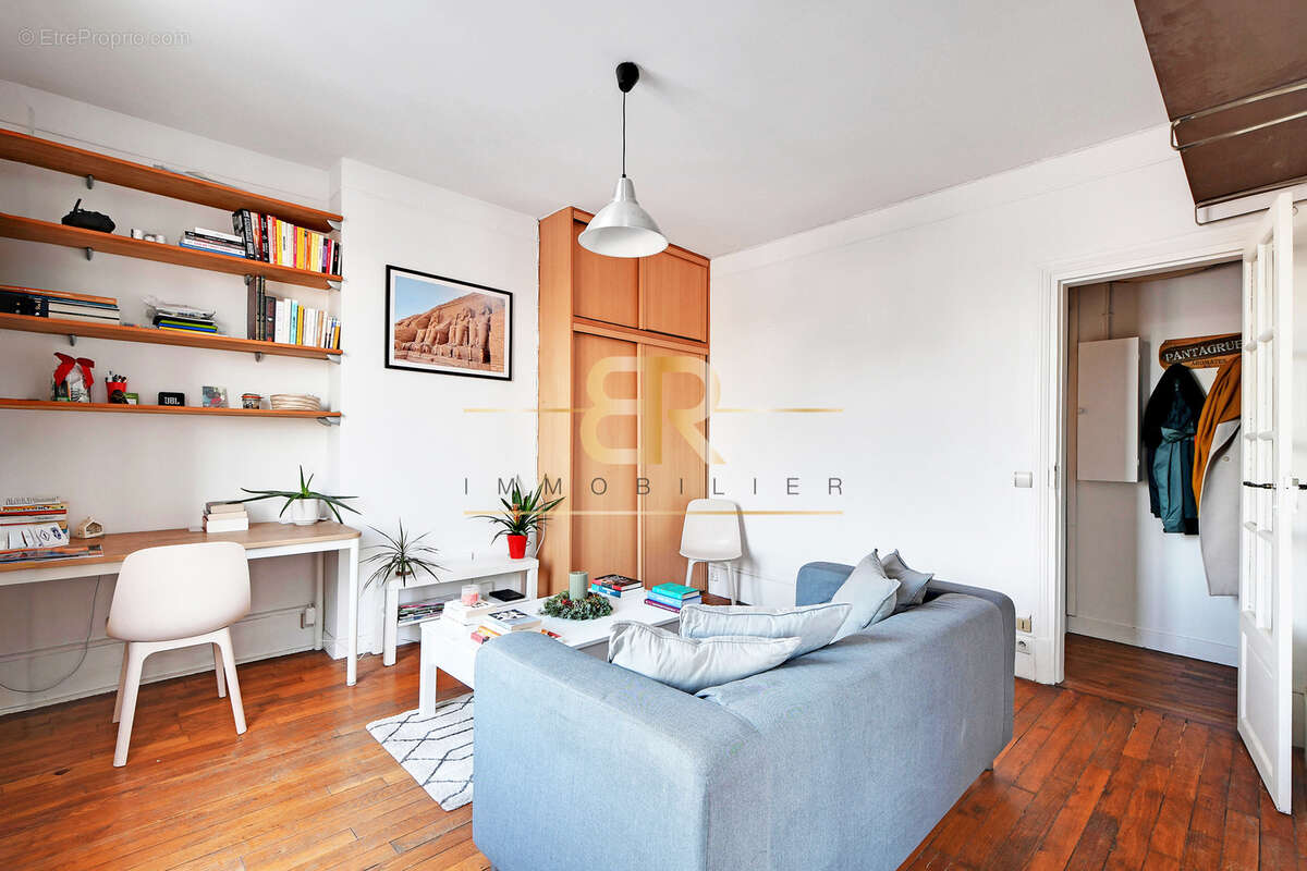 Appartement à CHARENTON-LE-PONT