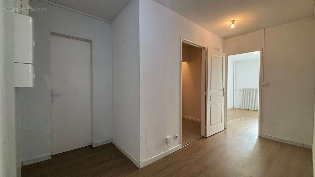 Appartement à PORT-DE-BOUC