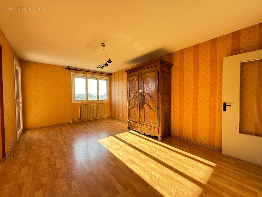 Appartement à LONS-LE-SAUNIER