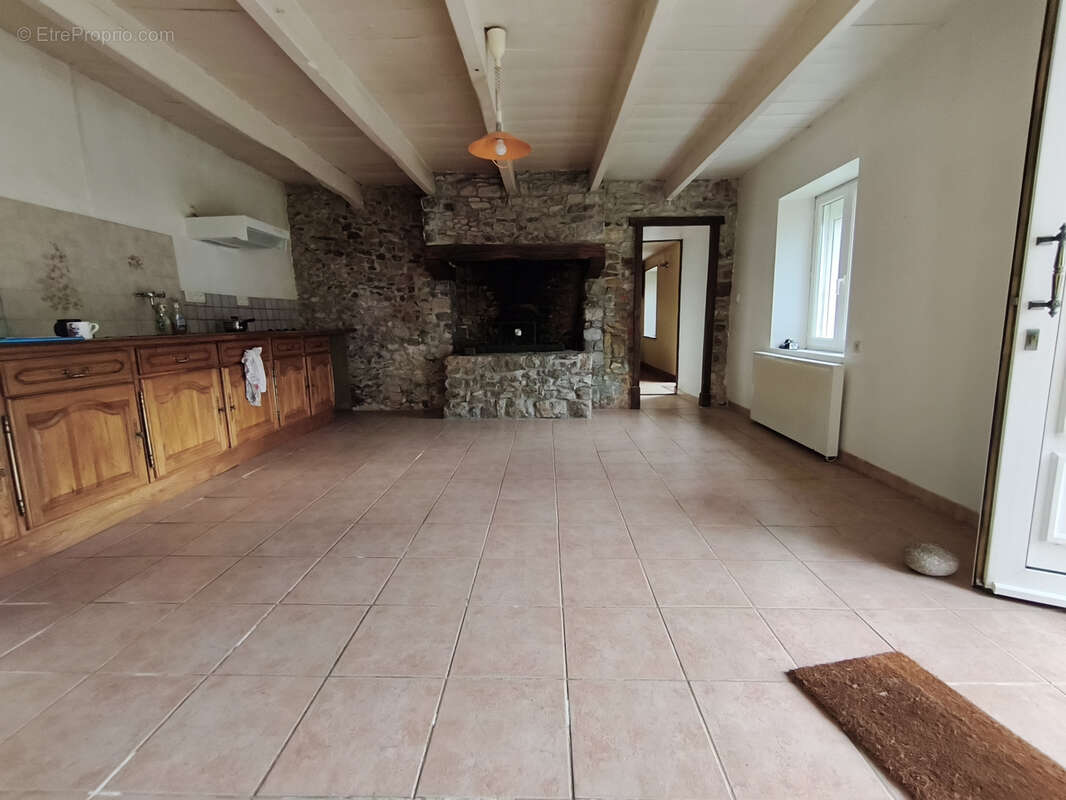 Maison à QUETTREVILLE-SUR-SIENNE